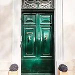 Unique Artistic Near Valletta Apartment